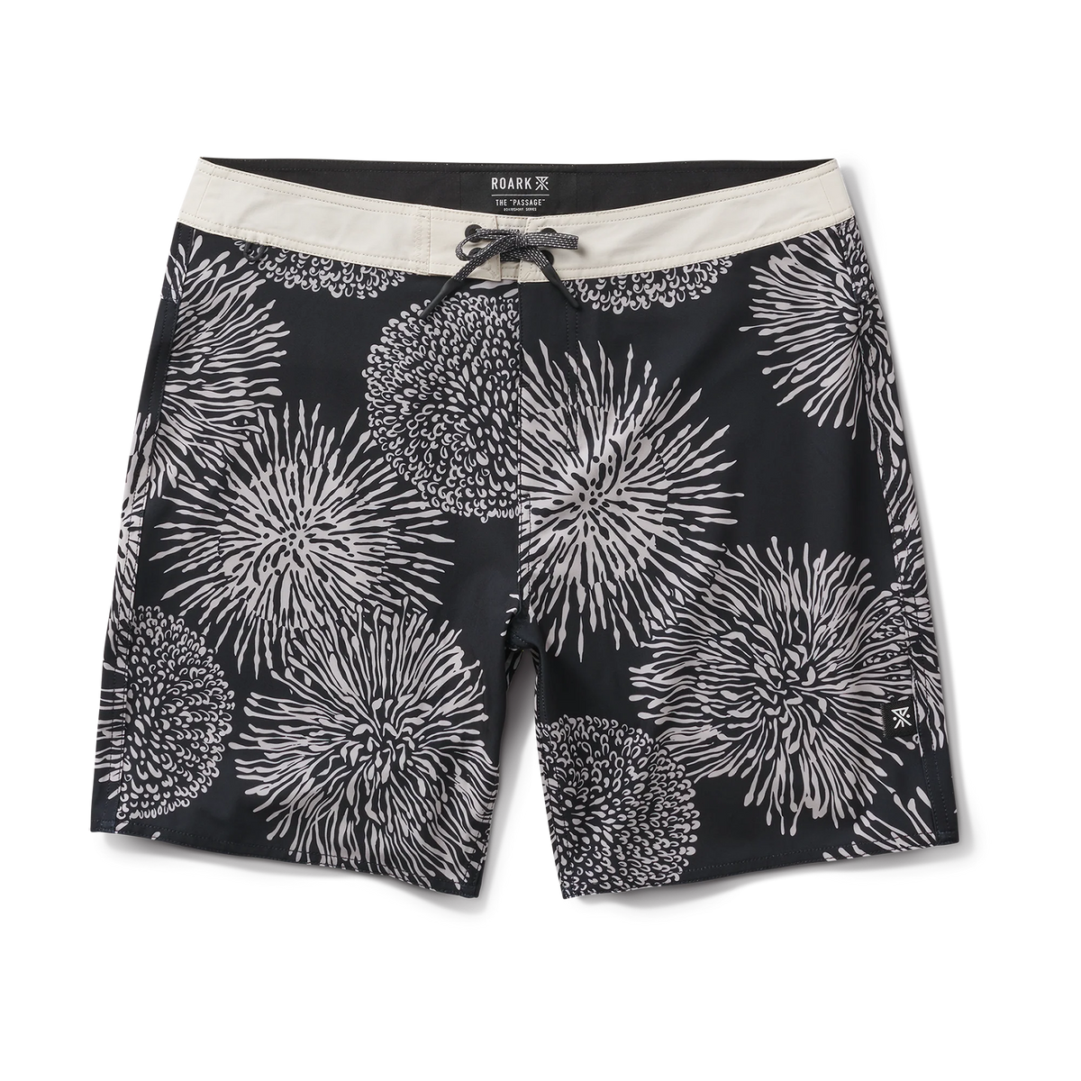 Passage 18.5" Boardshorts - Black Floral